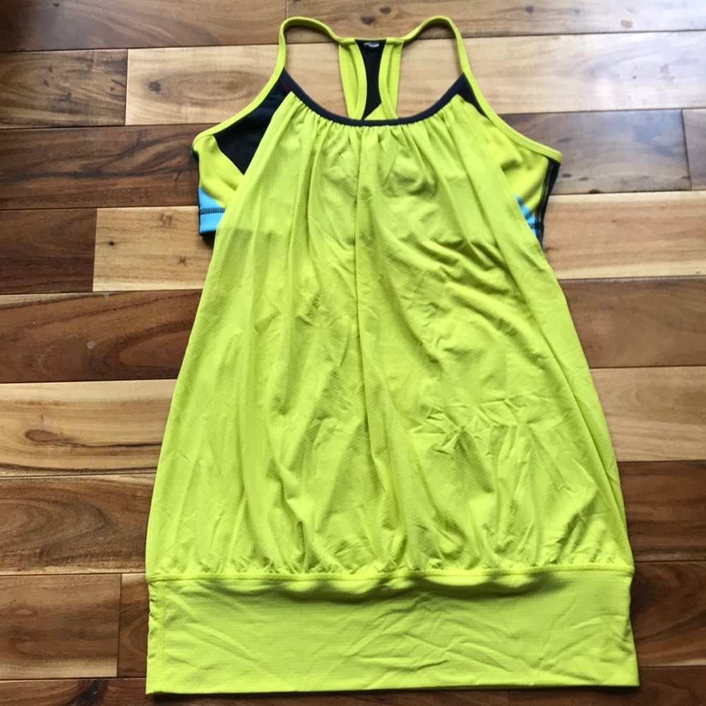 Lululemon tank